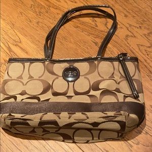 Coach shoulder bag